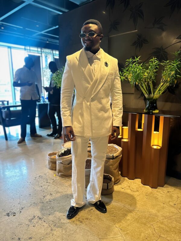— White dapper DB suit -