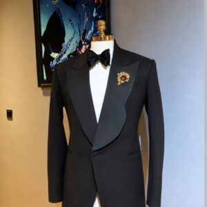 — BLVCK BESPOKE SUIT —