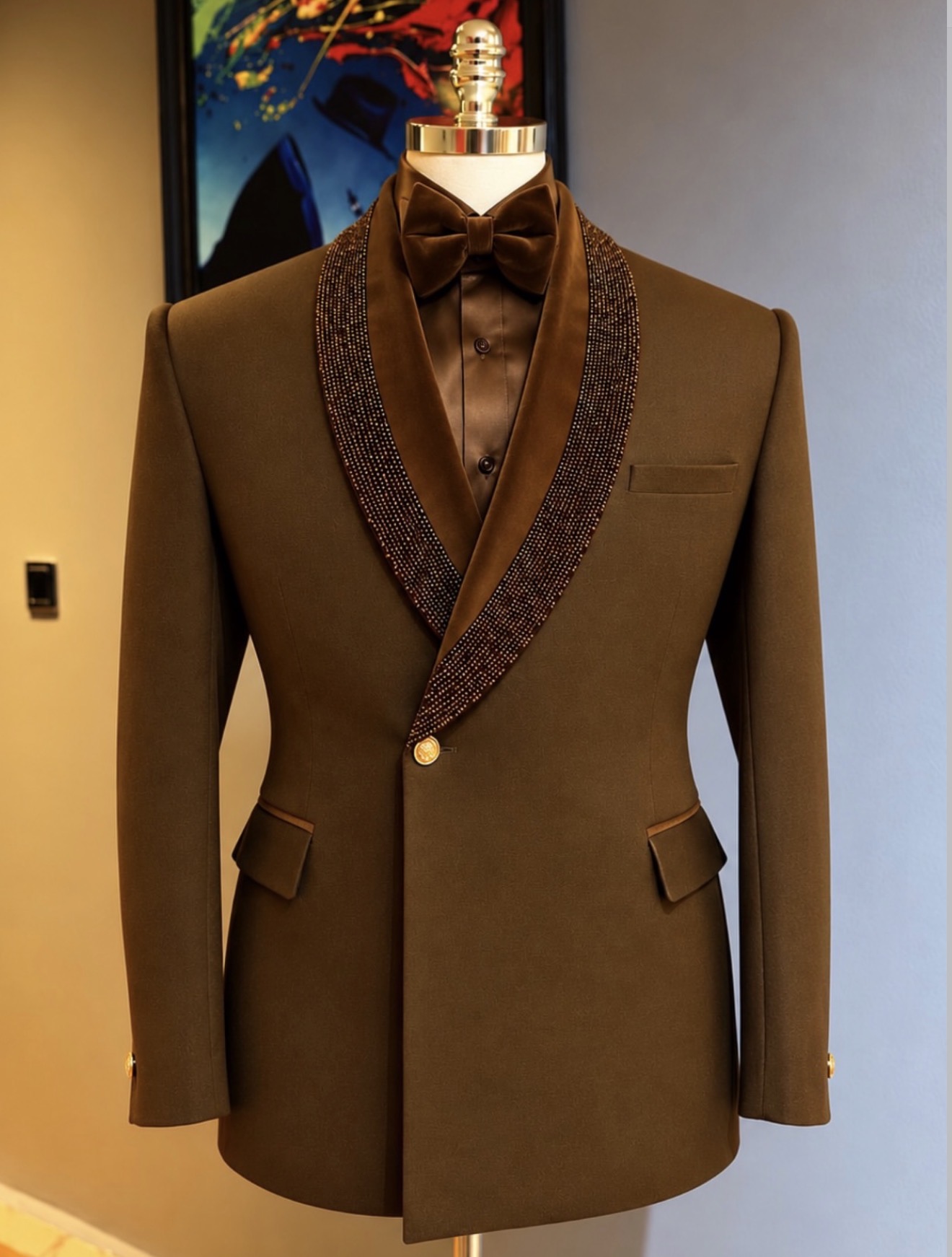 — The rover Brown suit —